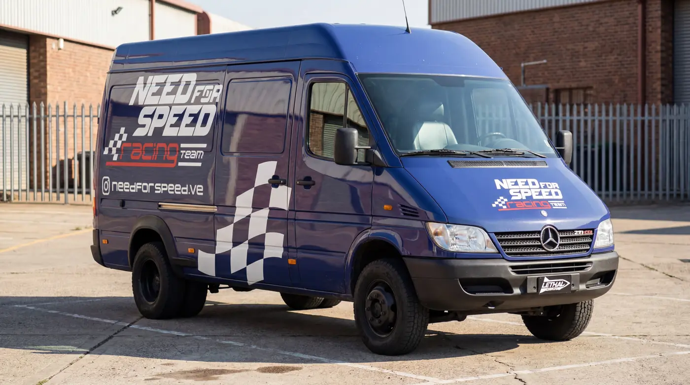 MERCEDES SPRINTER "NEED FOR SPEED RACING TEAM"